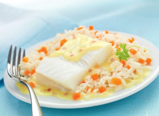 Filet de merlu et son riz sauce au beurre blanc