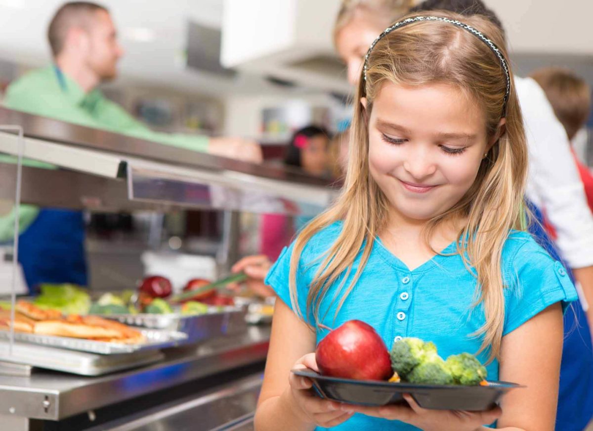 La cantine, un lieu de transmission des habitudes alimentaires